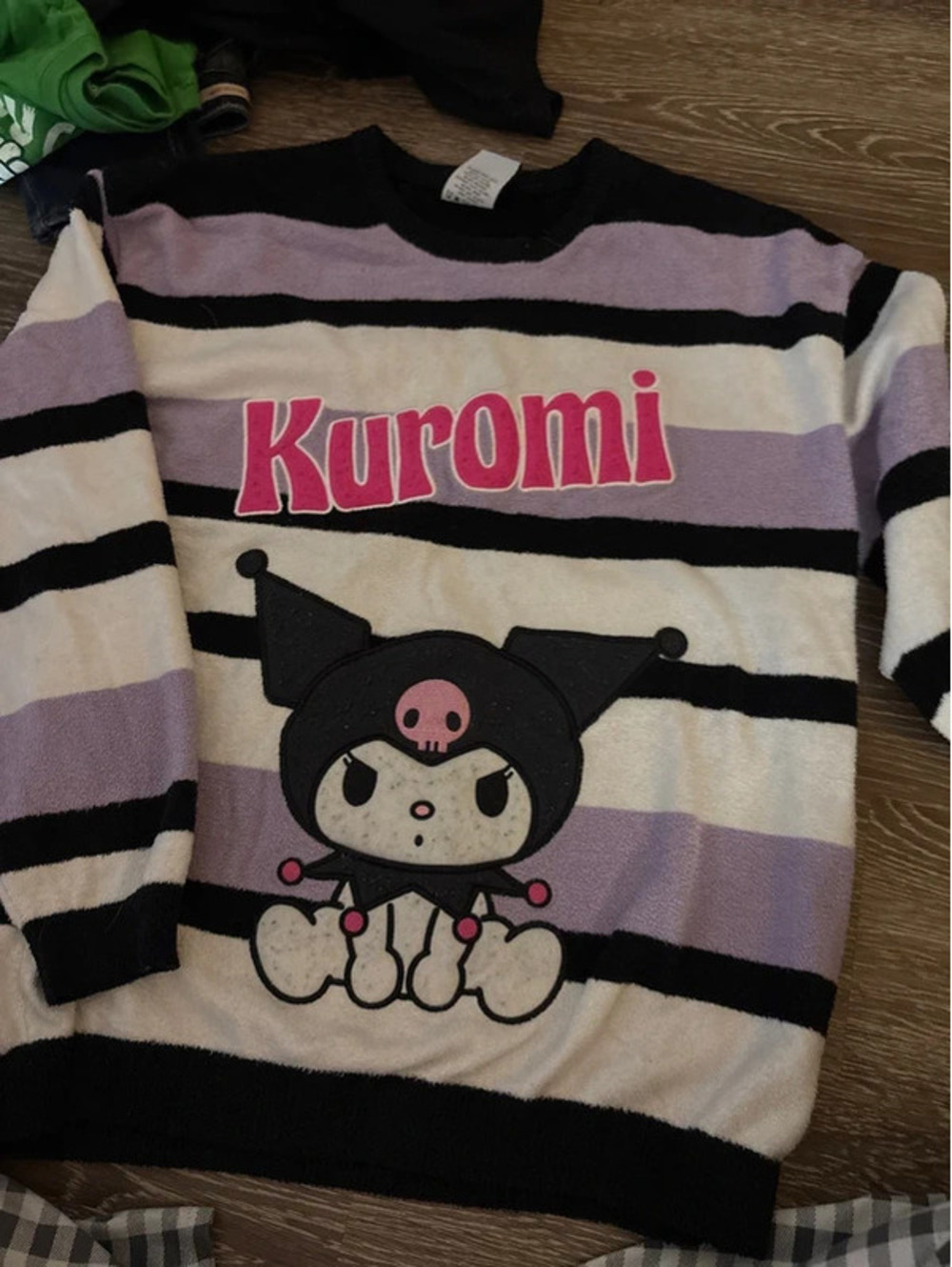 Women’s sweatshirt